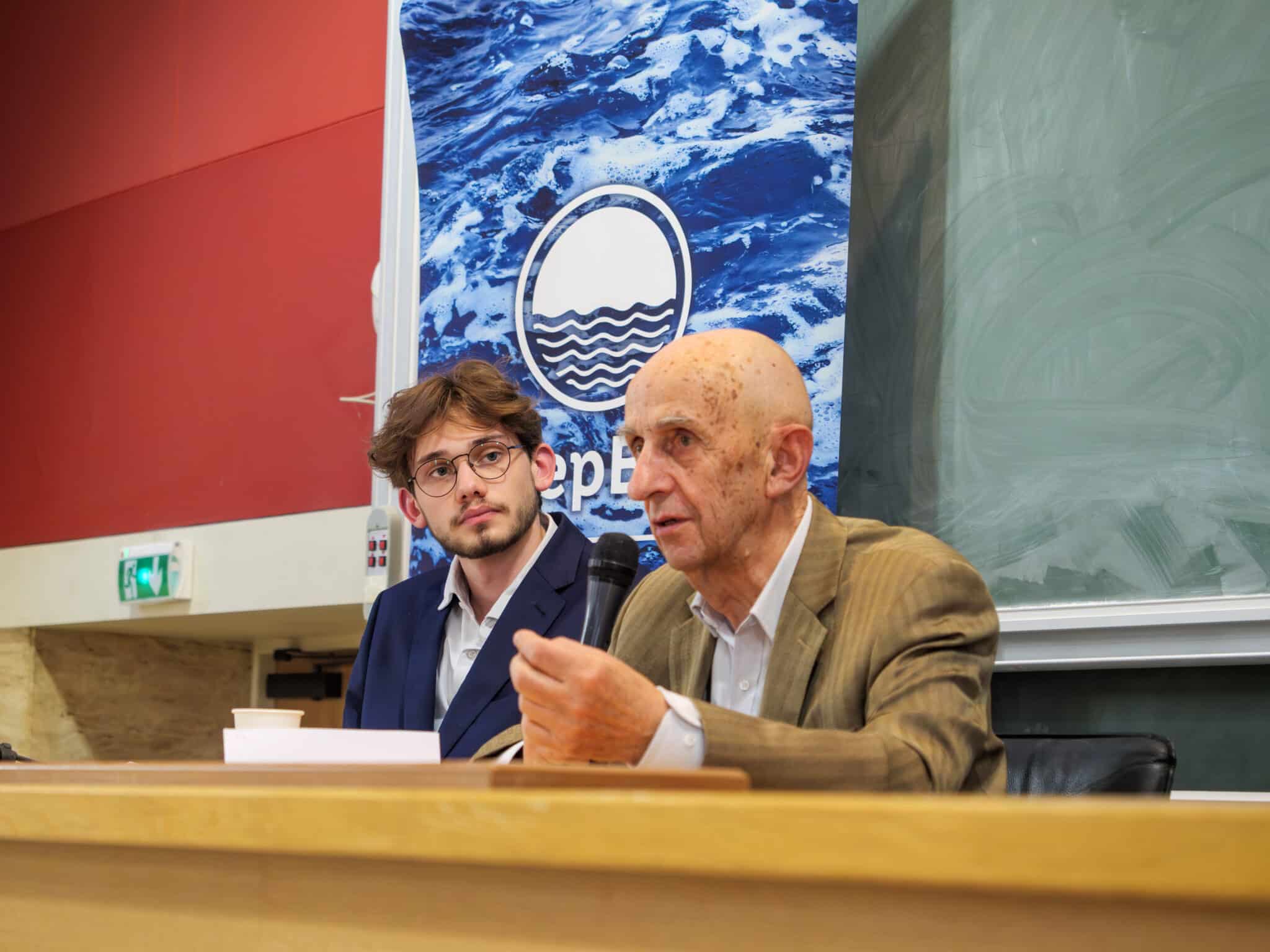 Deep Blue reçoit Louis Gallois pour une conférence sur la réindustrialisation de la France et de l’Europe